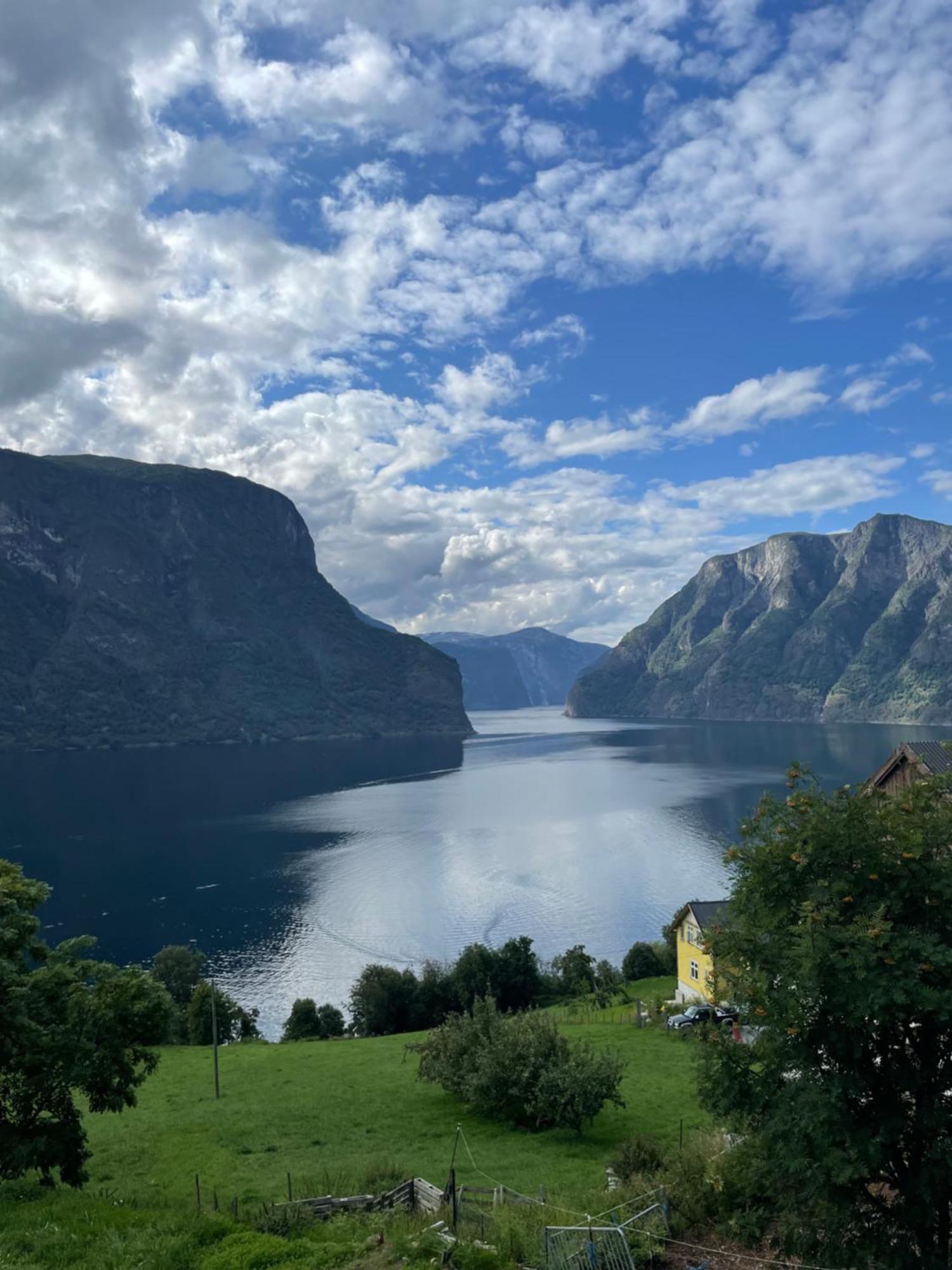 Kvam - Stegastein Apartamento Aurland Exterior foto