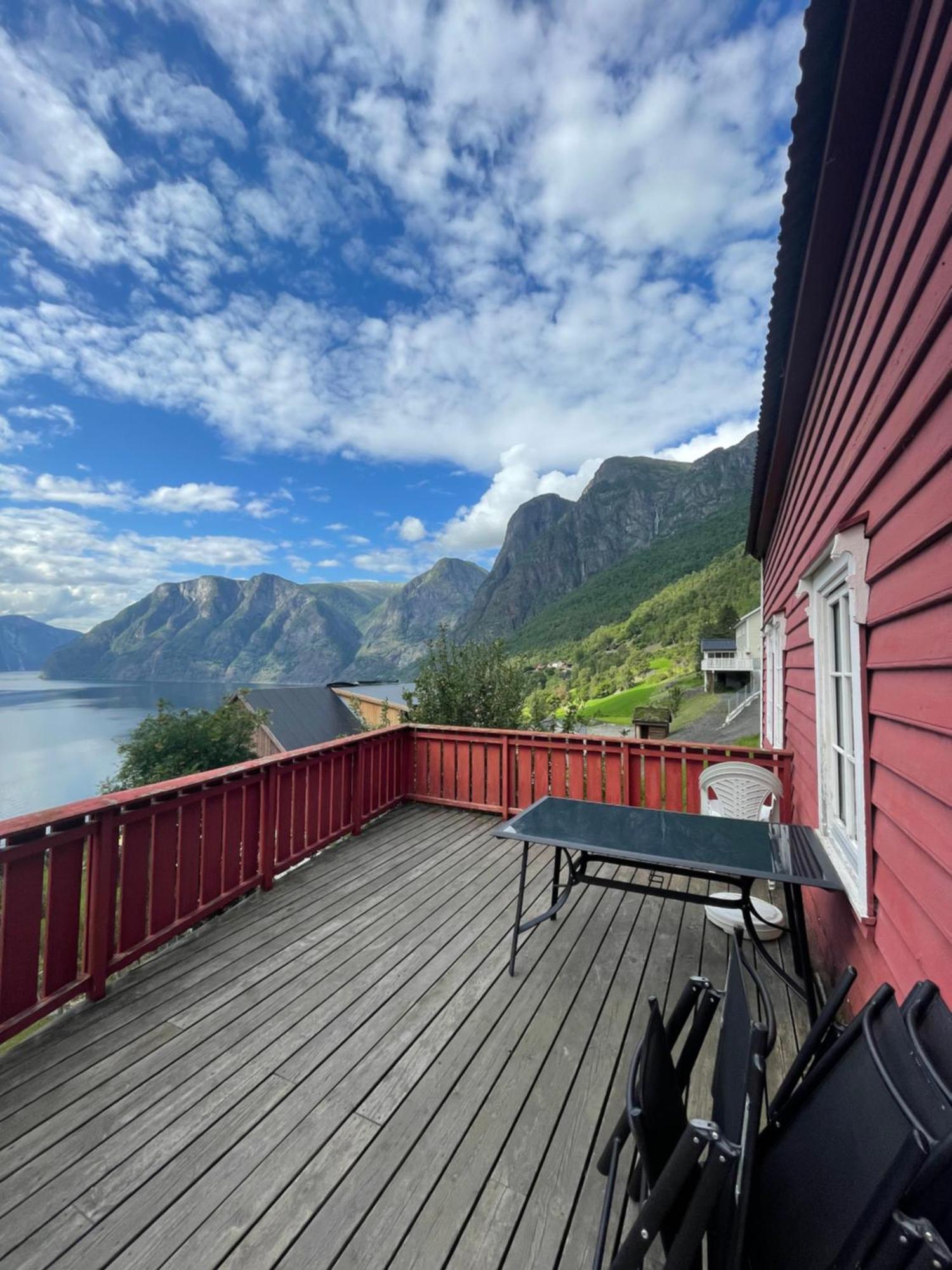 Kvam - Stegastein Apartamento Aurland Exterior foto
